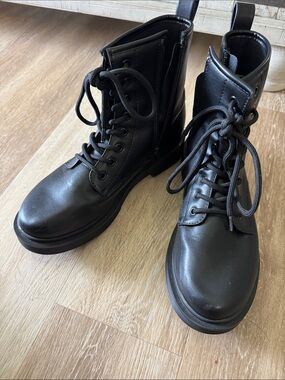 Women’s Black Lace-Up Platform Combat Boots